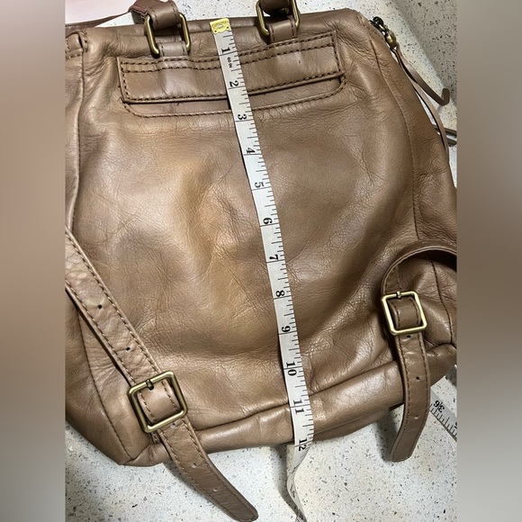 HOBO BRAND RIVER EMBOSSED FLOWER DESIGN IN BLACK ON TAUPE LEATHER EUC - Picture 2 of 14